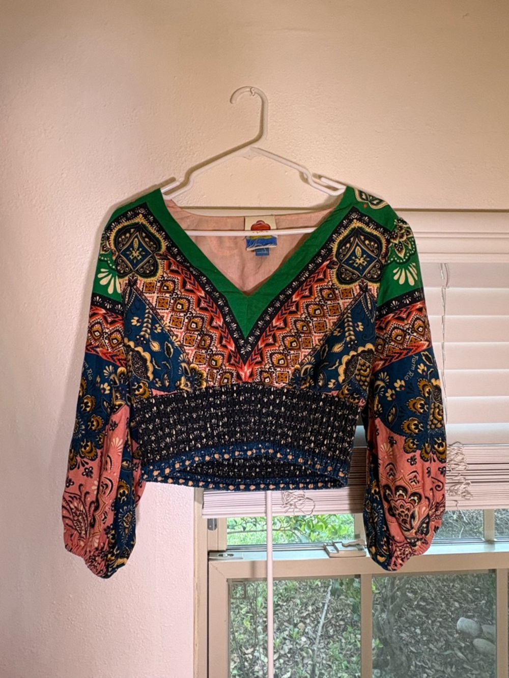 FARM Rio Multicolor V-Neck Smocked Crop Top - Picture 5 of 5